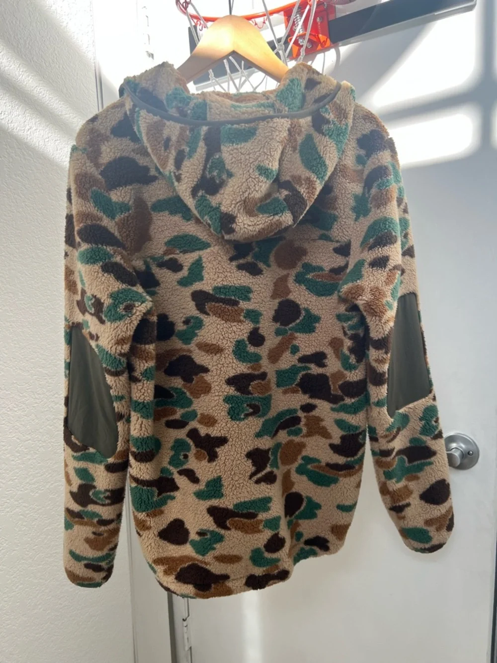The North Face Men’s Camo Sherpa/Fleece Quarter Zip Hoodie - Tan/Green/Brown